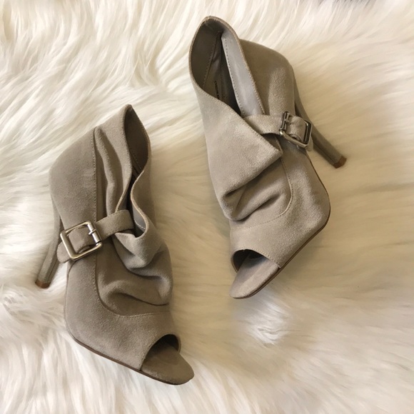 Steve Madden foldover peeptoe ankle booties - Picture 3 of 6